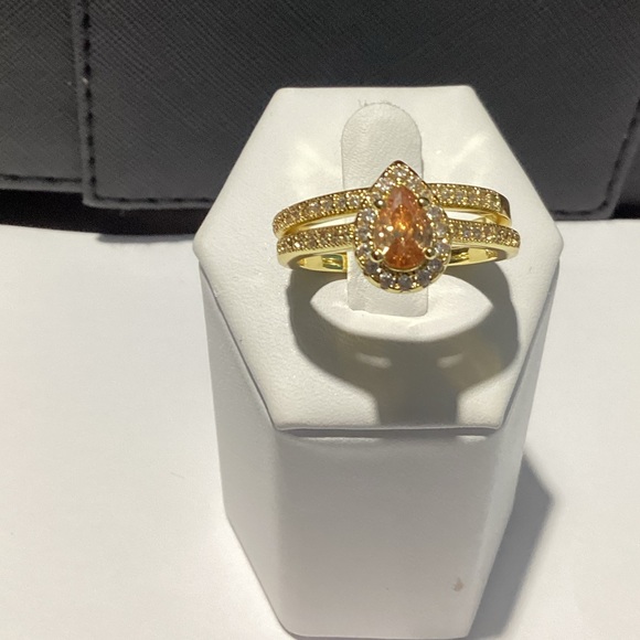 💋Beautiful 10k Gold Vermeil Pear Cut WaterDrop Morganite Cz Diamond Halo  Set - Picture 8 of 16